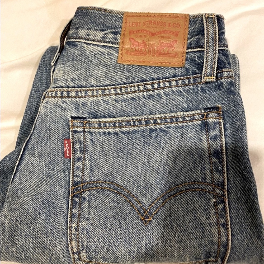 LEVI’S jeans wedgie fit